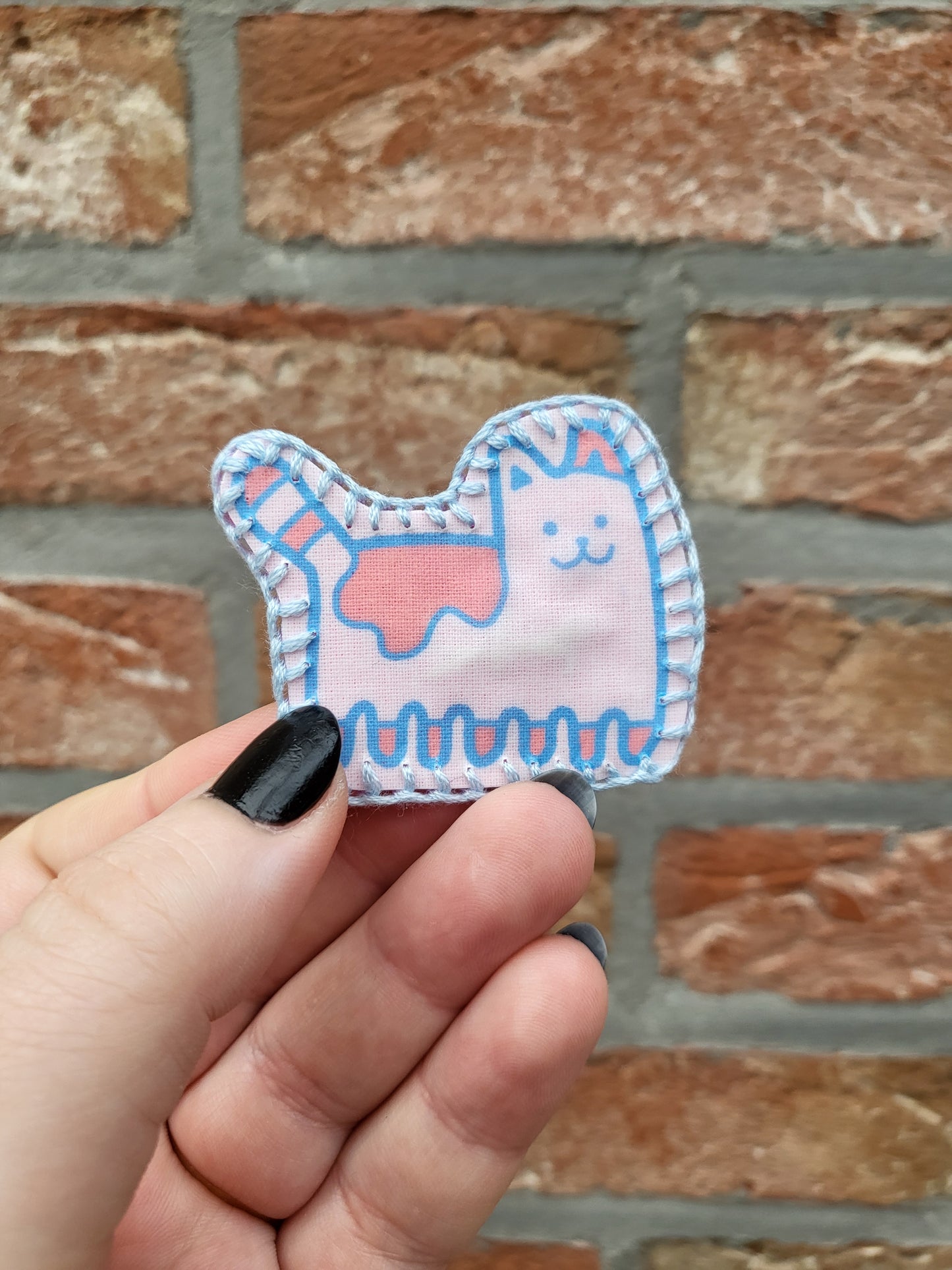 Pride kitty - brooch